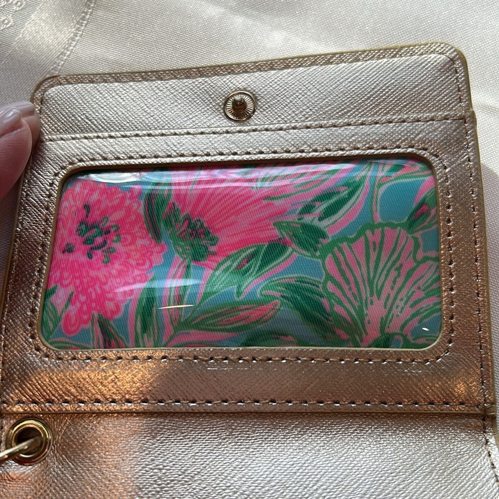 Lilly Pulitzer Snap ID Card Case - Blue Horizon Coming in Hot w/Goldtone Keyring - Picture 3 of 6